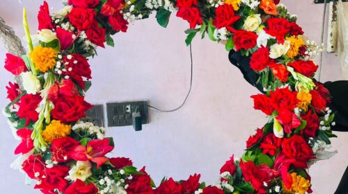 Premium Funeral Flower Wreath Fresh Condolence Flower Ring Delivery in Karachi