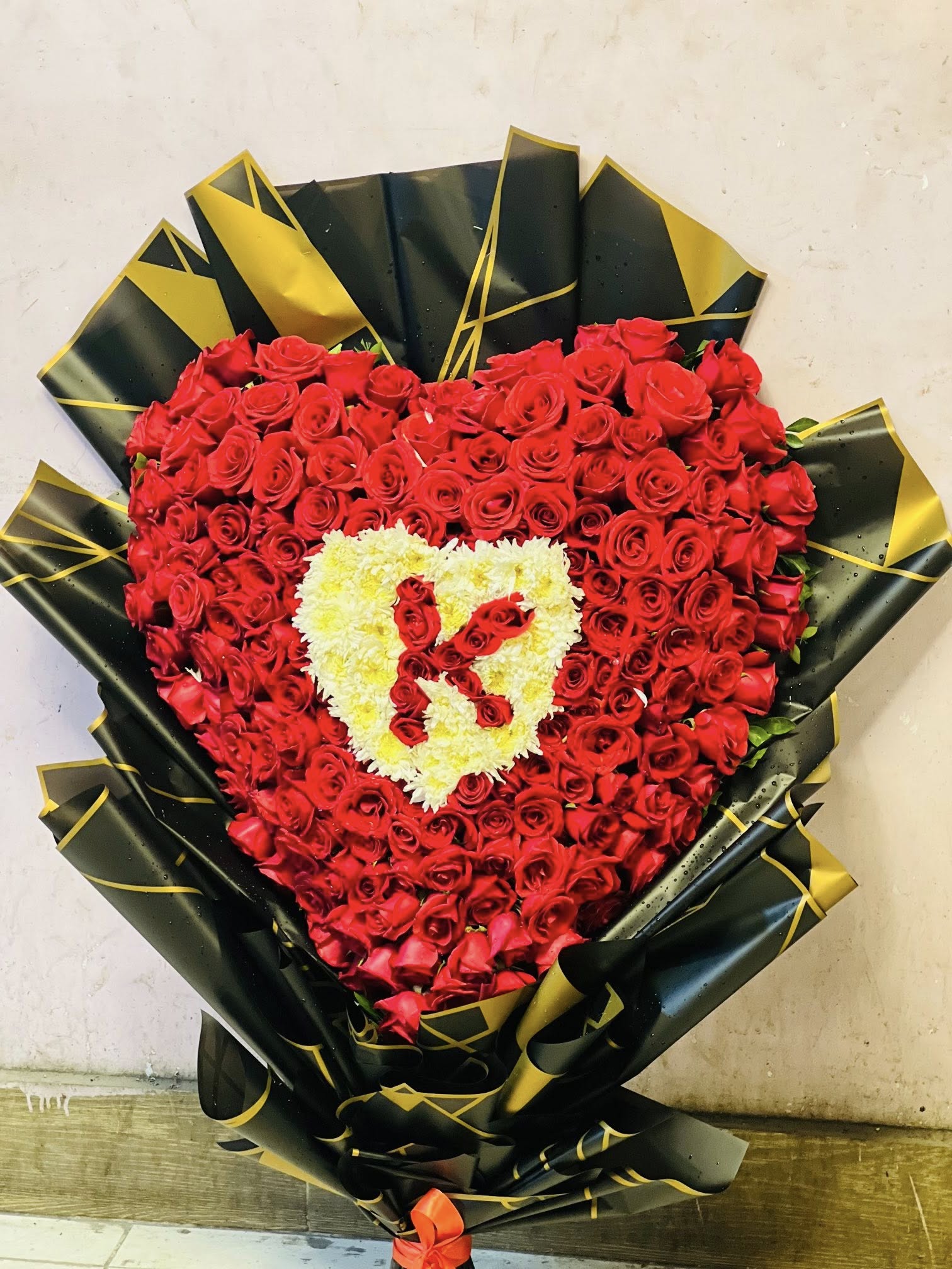 Red Roses Heart Shape Bouquet - Image 2
