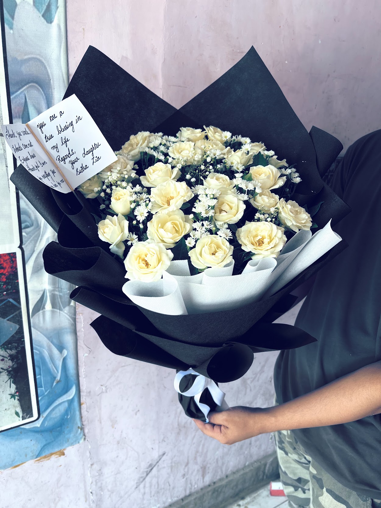 Elegant white roses bouquet for flower delivery in Karachi Pakistan