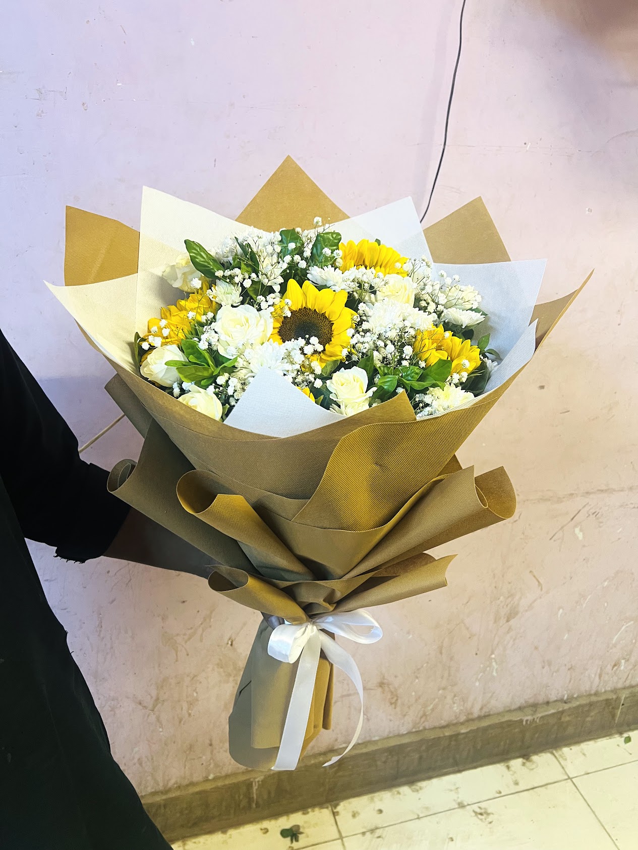 Sunflower Bouquet Delivery in Karachi | Rukhsar Flowers