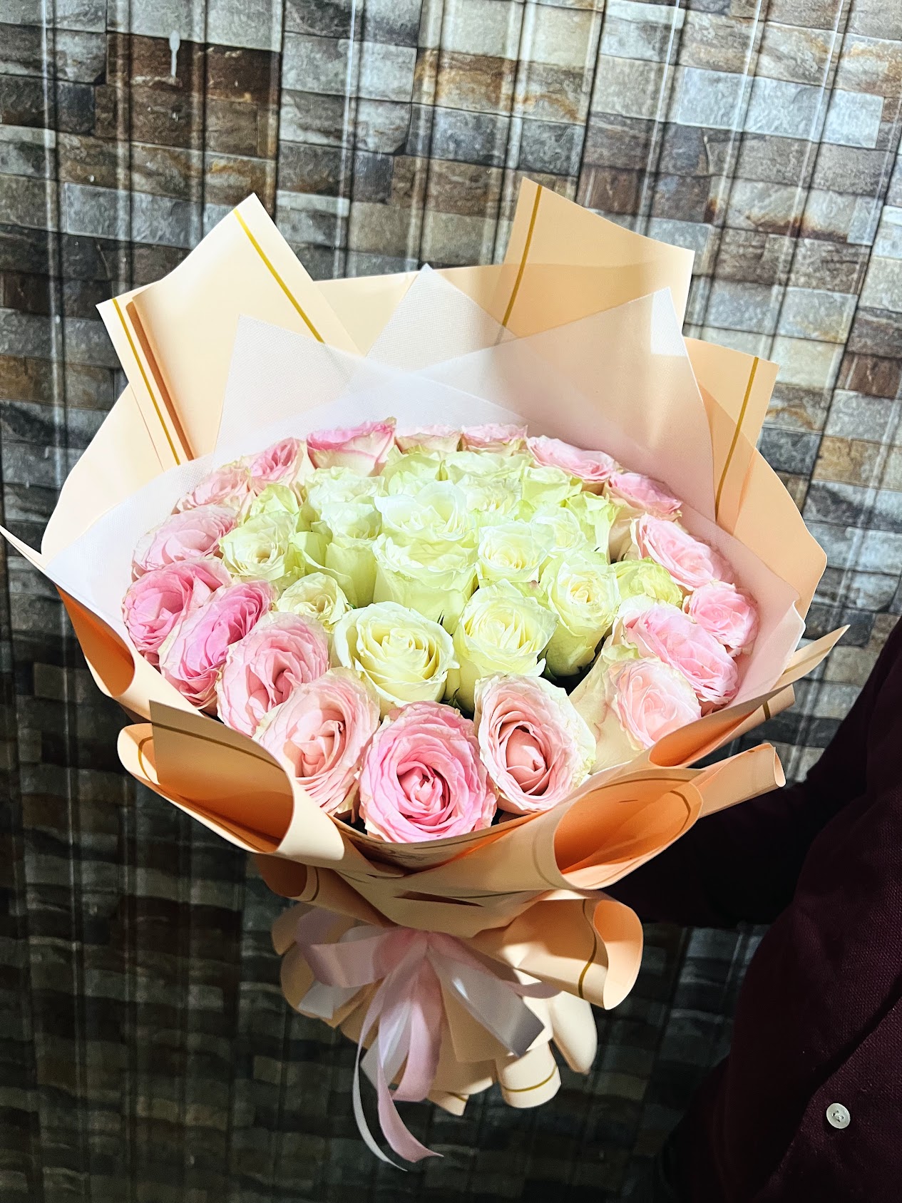 Bouquet of 20 imported pink roses and 20 imported white roses in Karachi